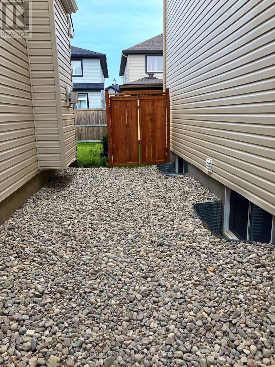 80 Aridus Crescent Property Photo 48