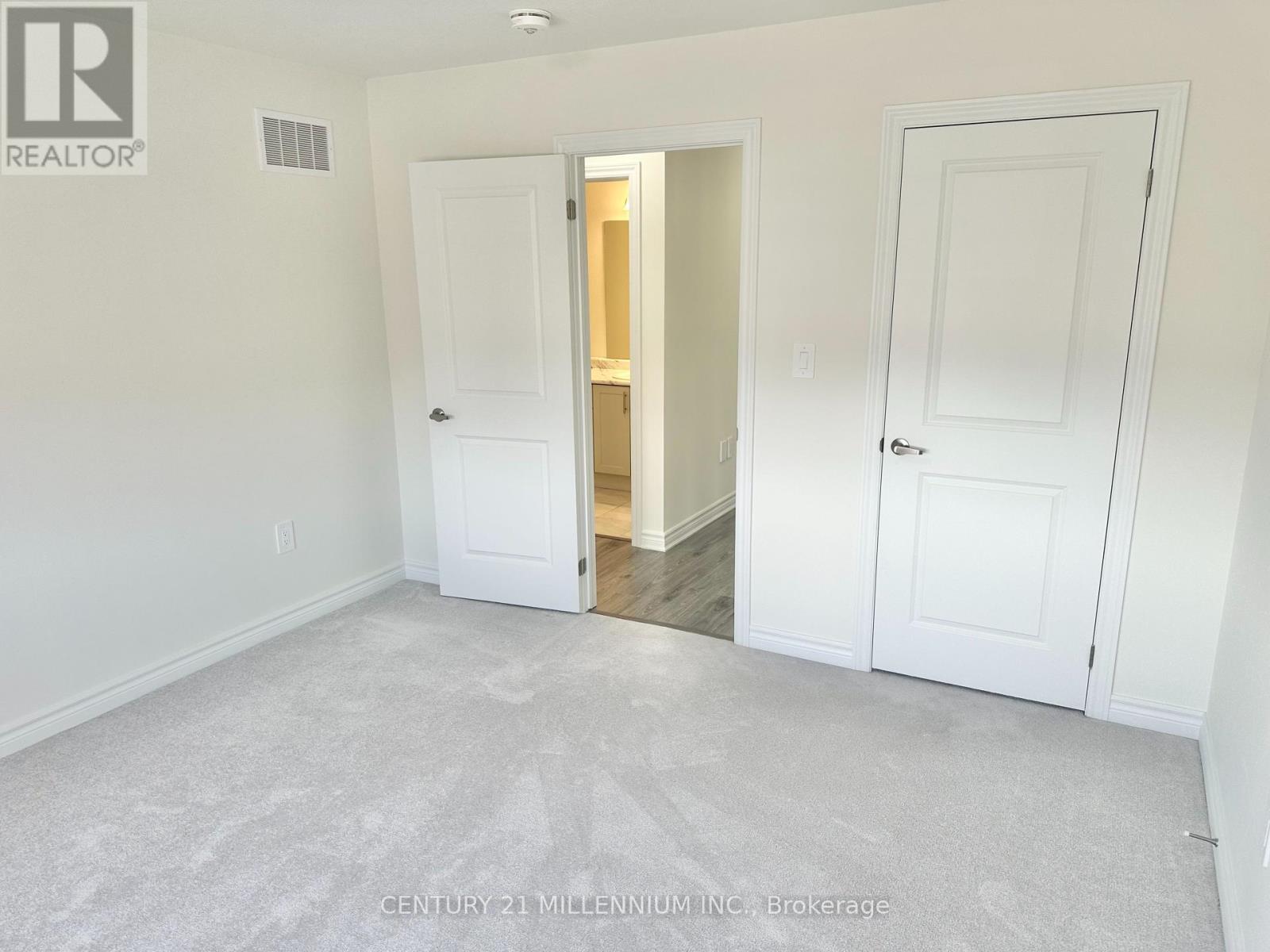 25 Harwood Street Property Photo 28