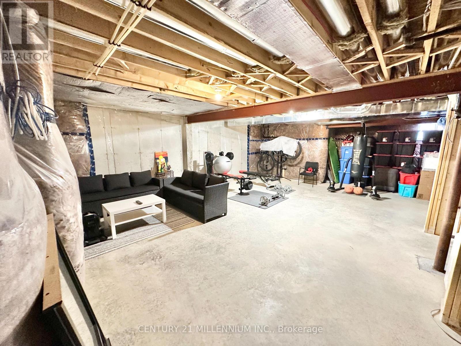 25 Harwood Street Property Photo 35