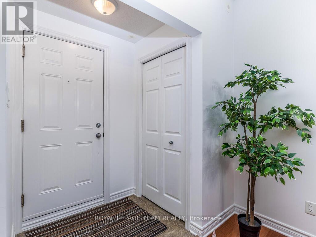 B - 1113 Stittsville Main Street Property Photo 4