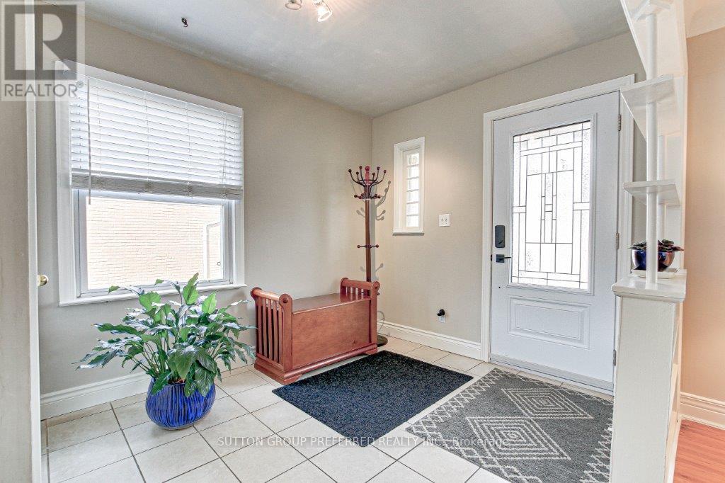 1340 Byron Baseline Road Property Photo 4
