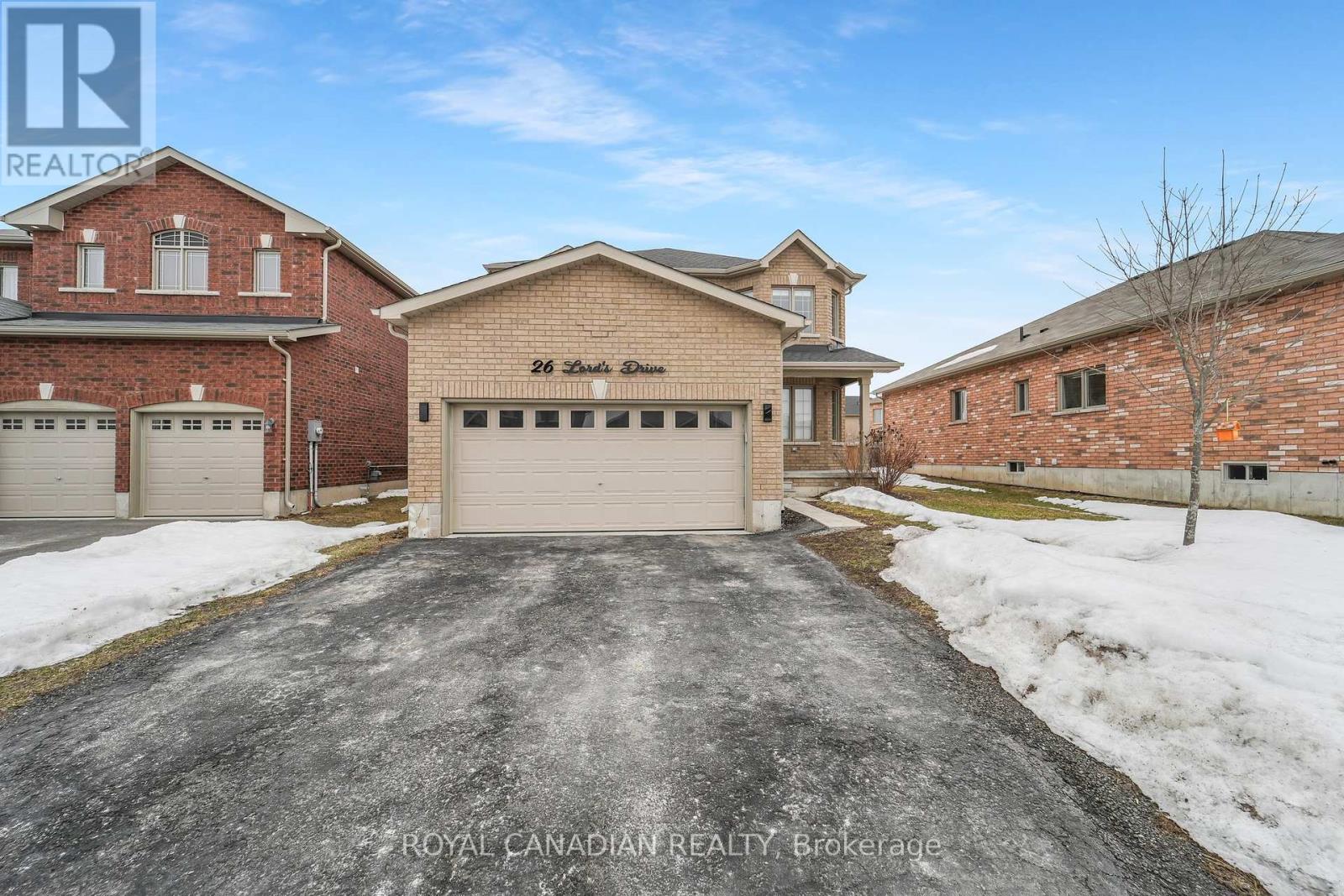 26 Lord's Drive N Property Photo