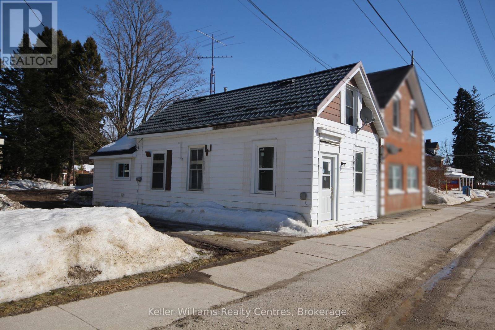163 Garafraxa Street Property Photo