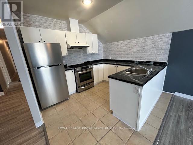 11 Private Road Property Photo 12