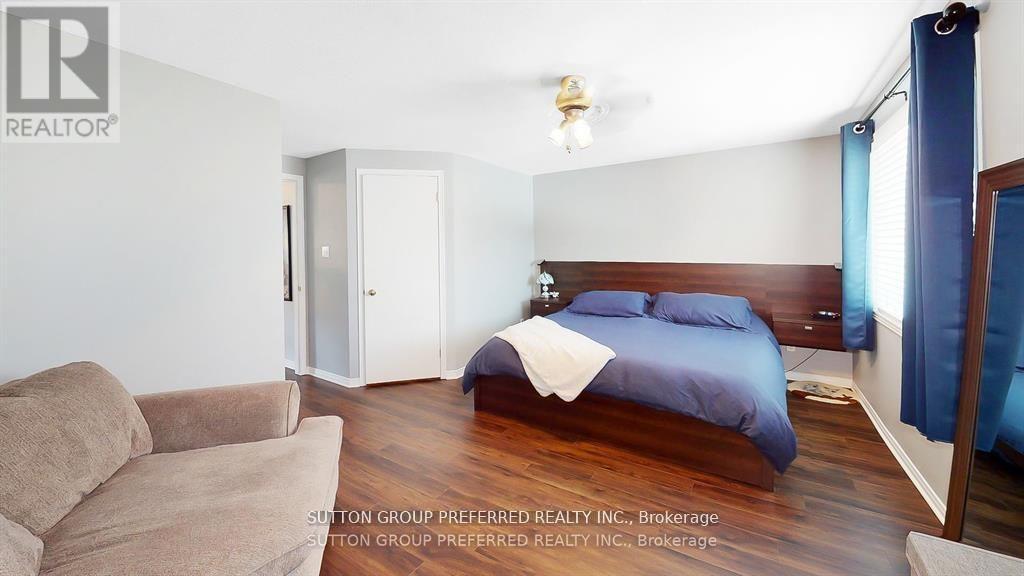 140 Rossmore Court Property Photo 14