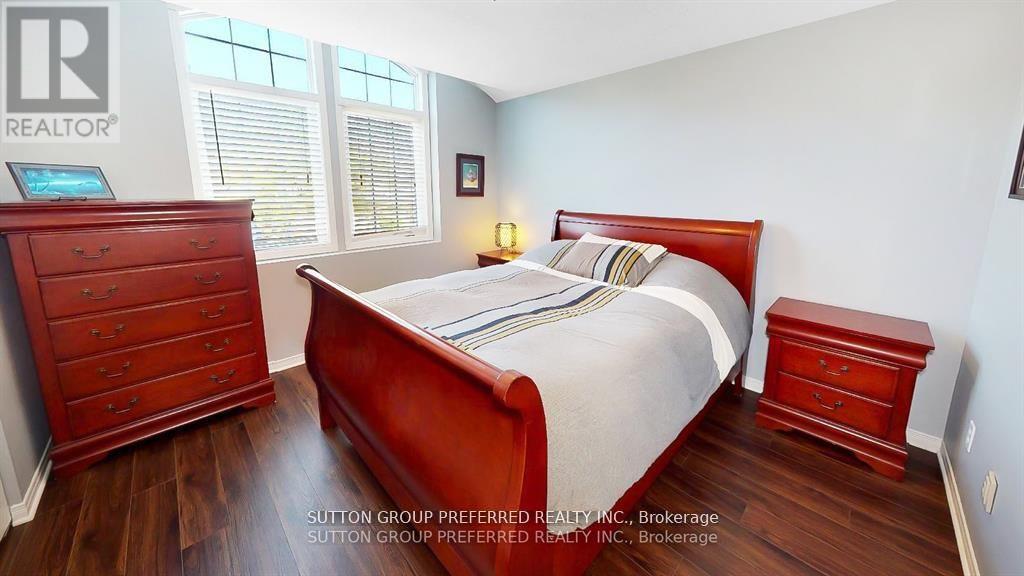 140 Rossmore Court Property Photo 17