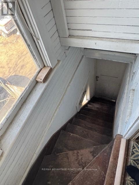 191 Wharncliffe Road S Property Photo 16