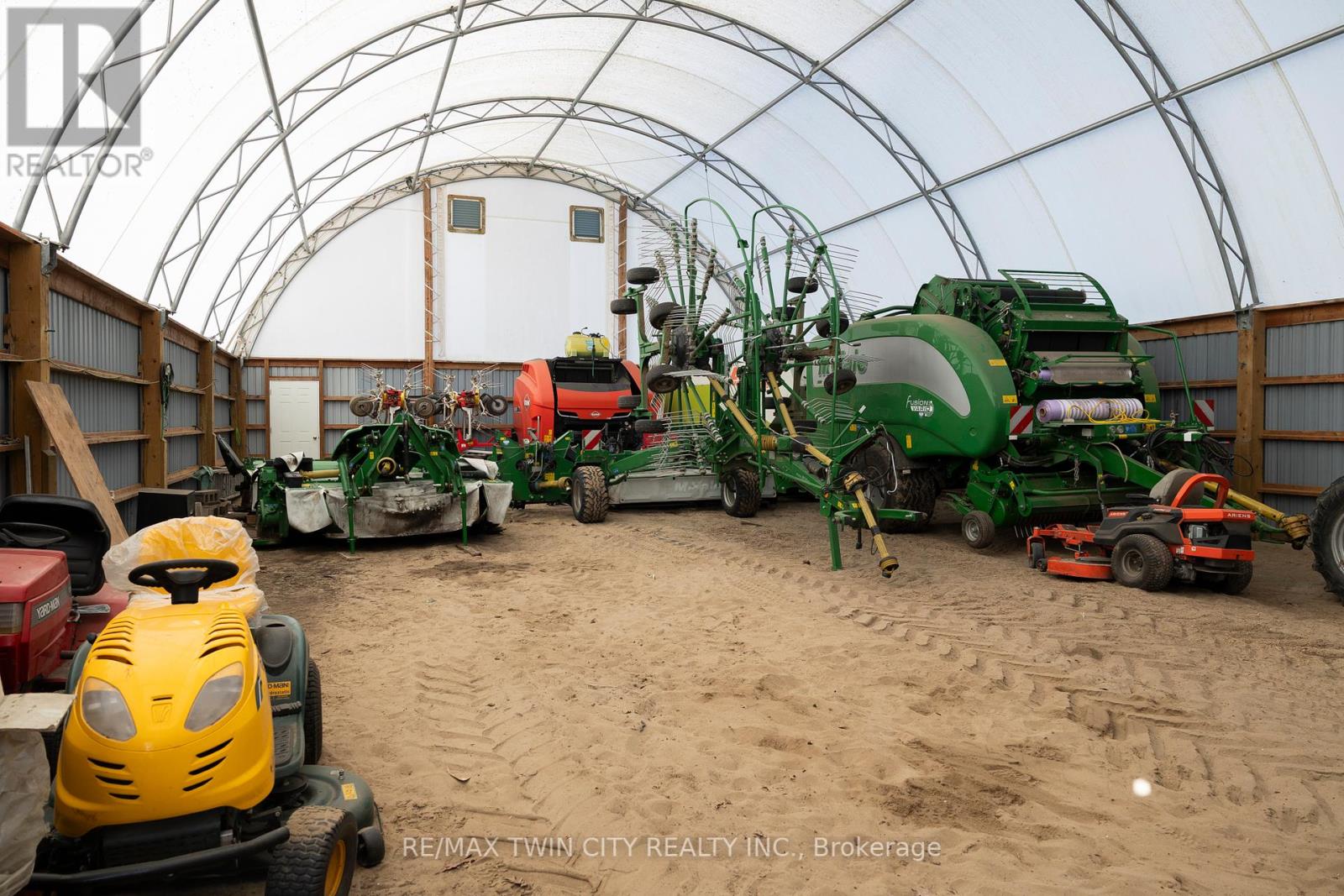 804 Windham Centre Road Property Photo 12