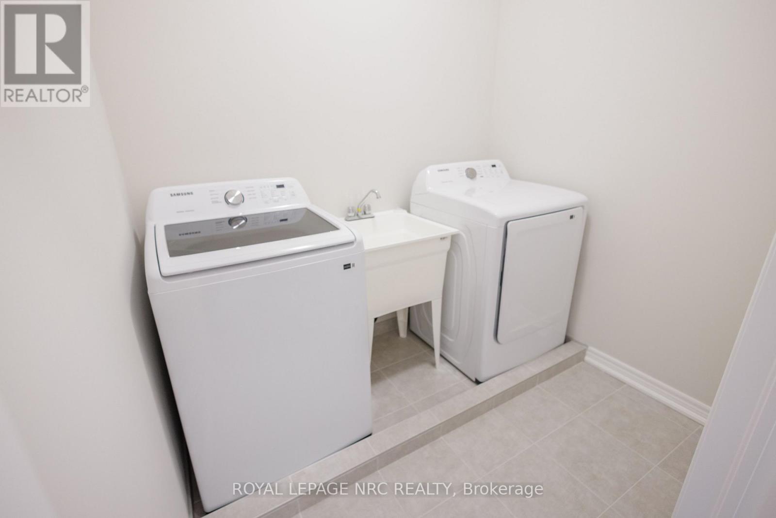 41 St Davids W Property Photo 31
