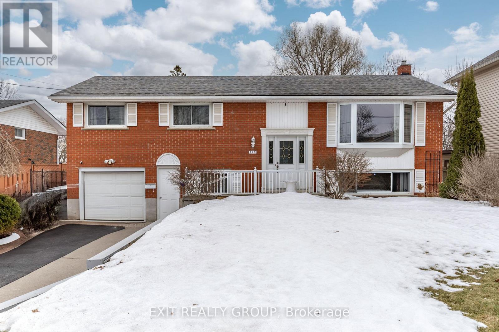 129 Leland Drive Property Photo