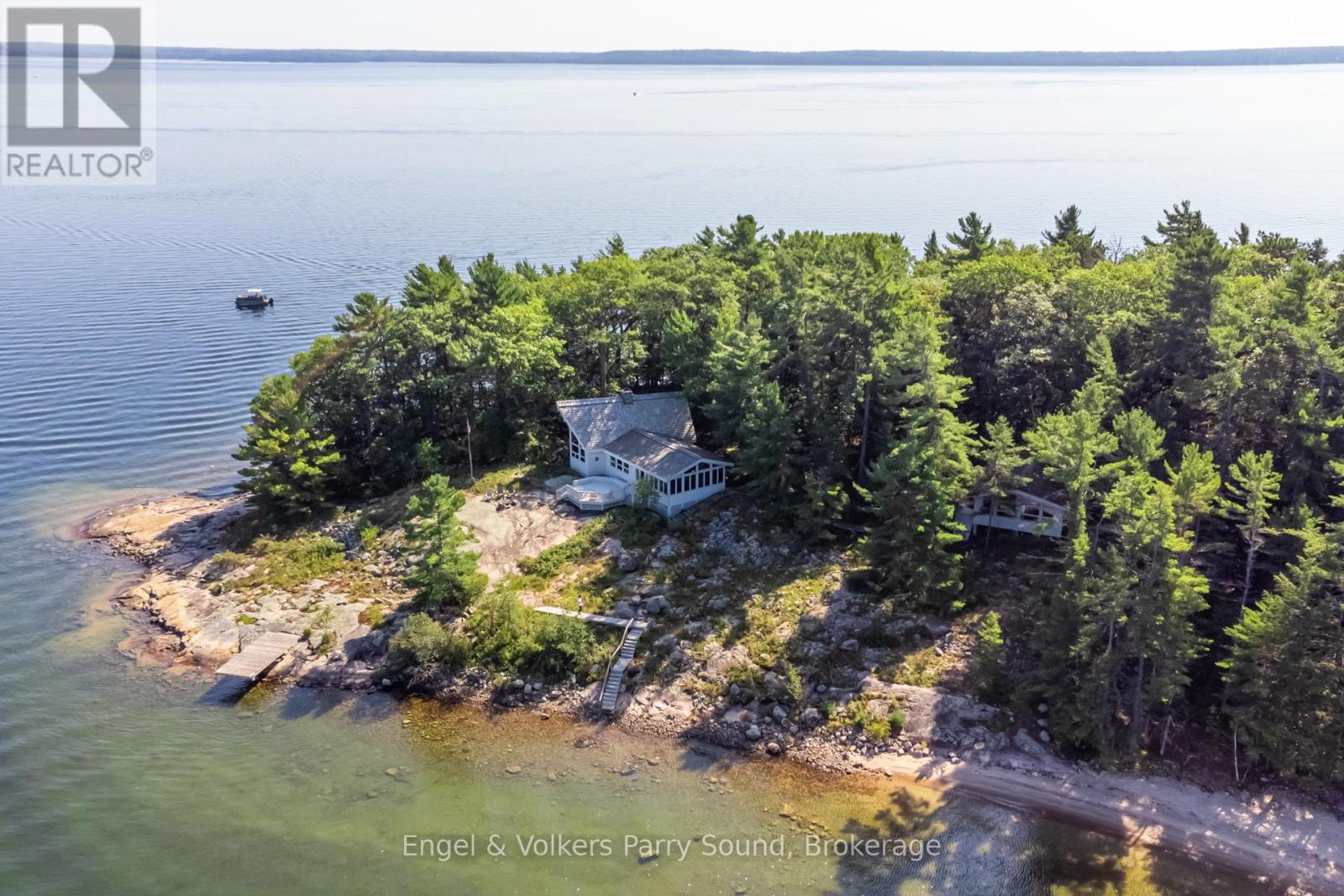 8 Island 29c Property Photo