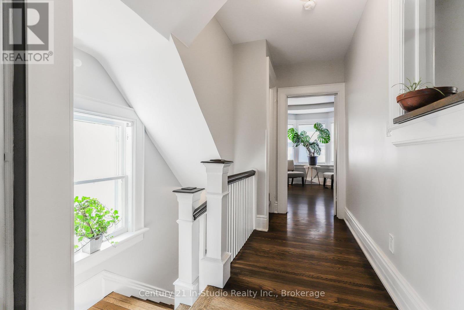 446 9th Street E Property Photo 23