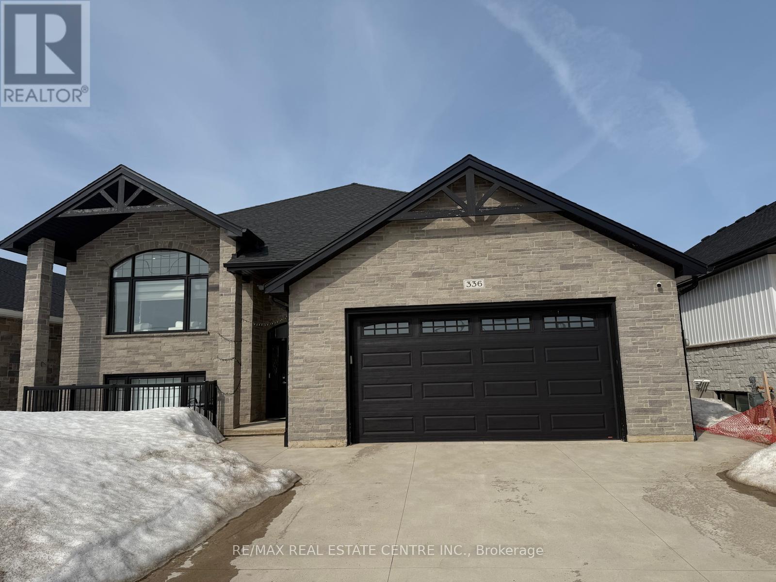 336 Ridge Street Property Photo