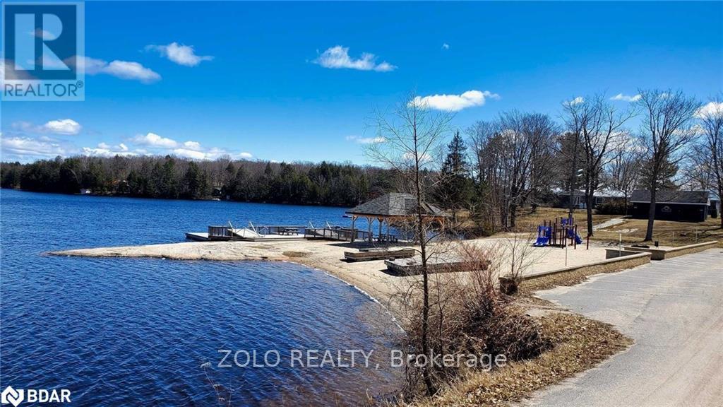 18 Hawkins Point Road Property Photo 7