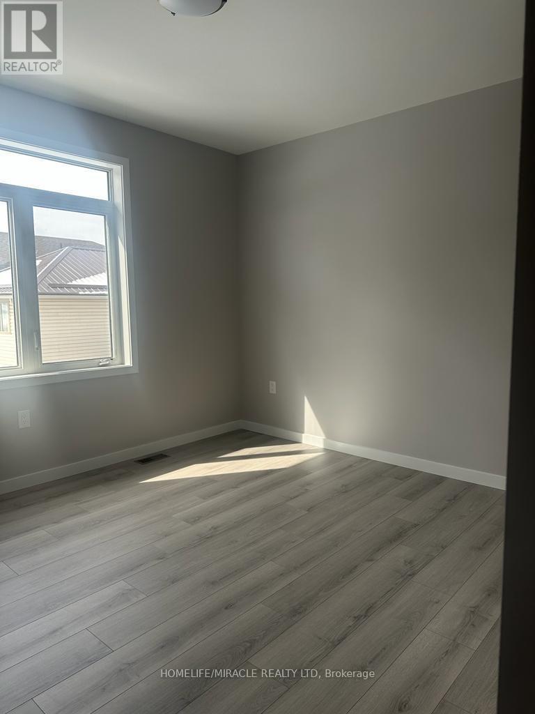 42 Centre St Property Photo