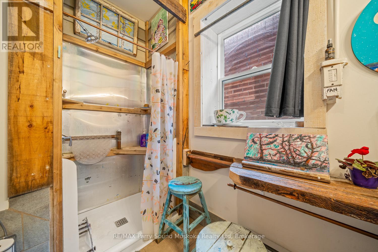 47 Gibson Street Property Photo 11