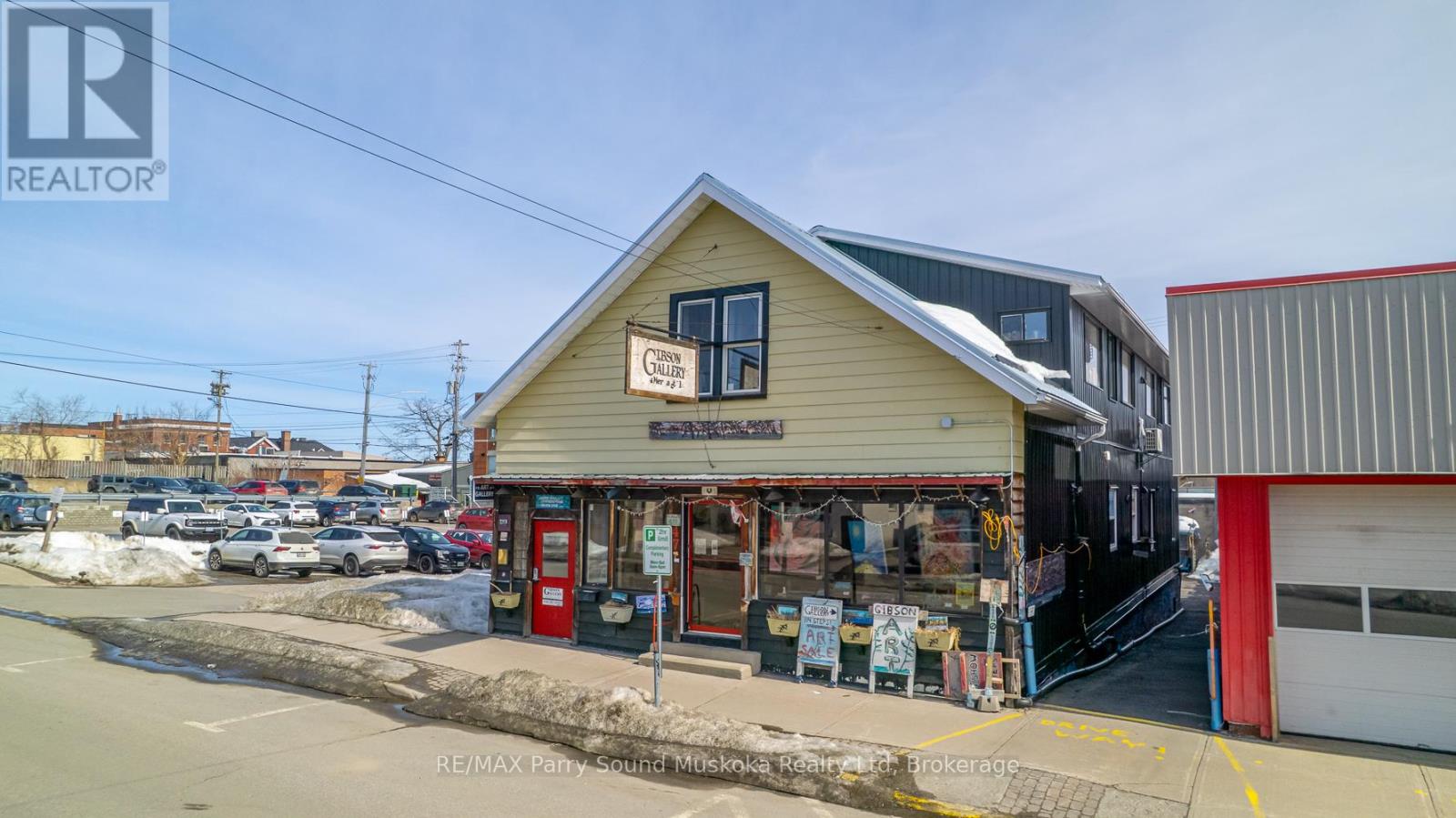 47 GIBSON STREET Property Photo 1