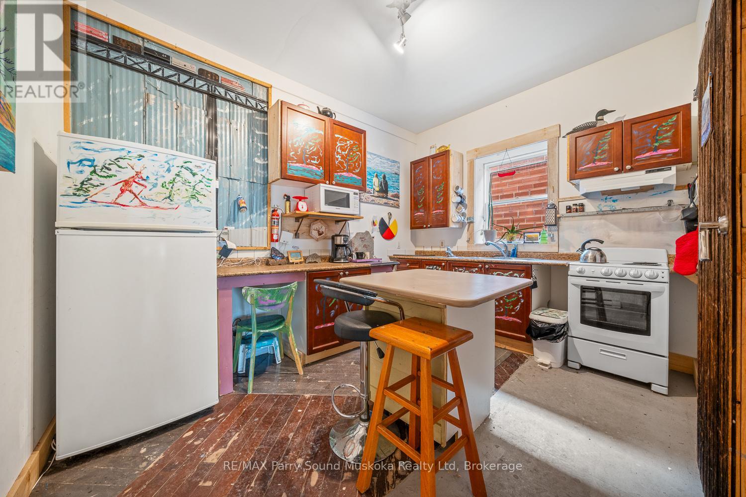 47 Gibson Street Property Photo 10