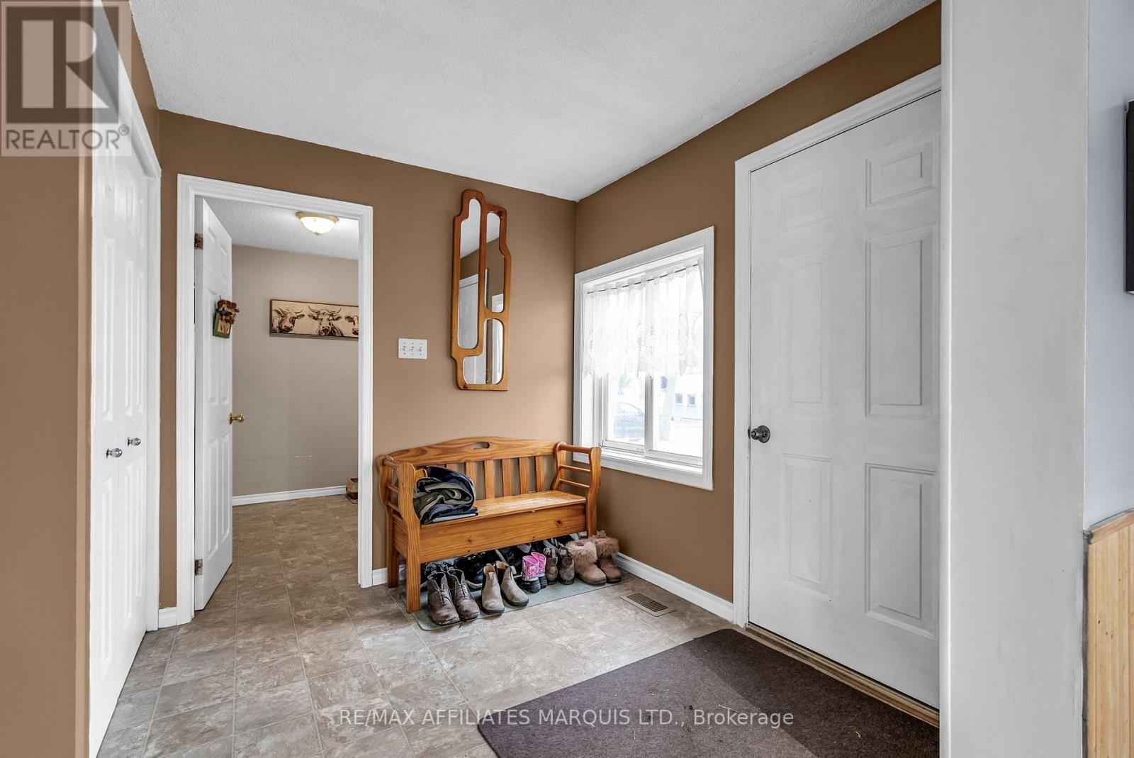 16172 Rush City Road Property Photo 3