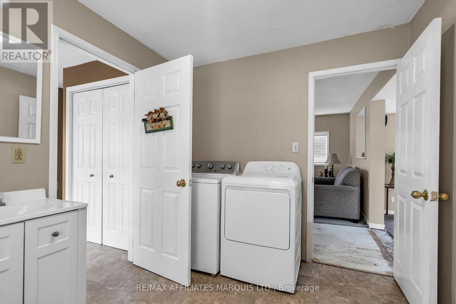 16172 Rush City Road Property Photo 19