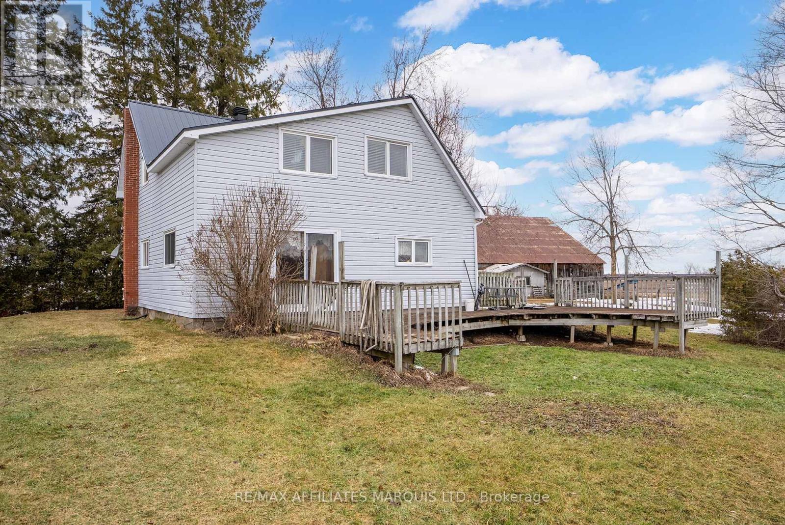 16172 Rush City Road Property Photo 32