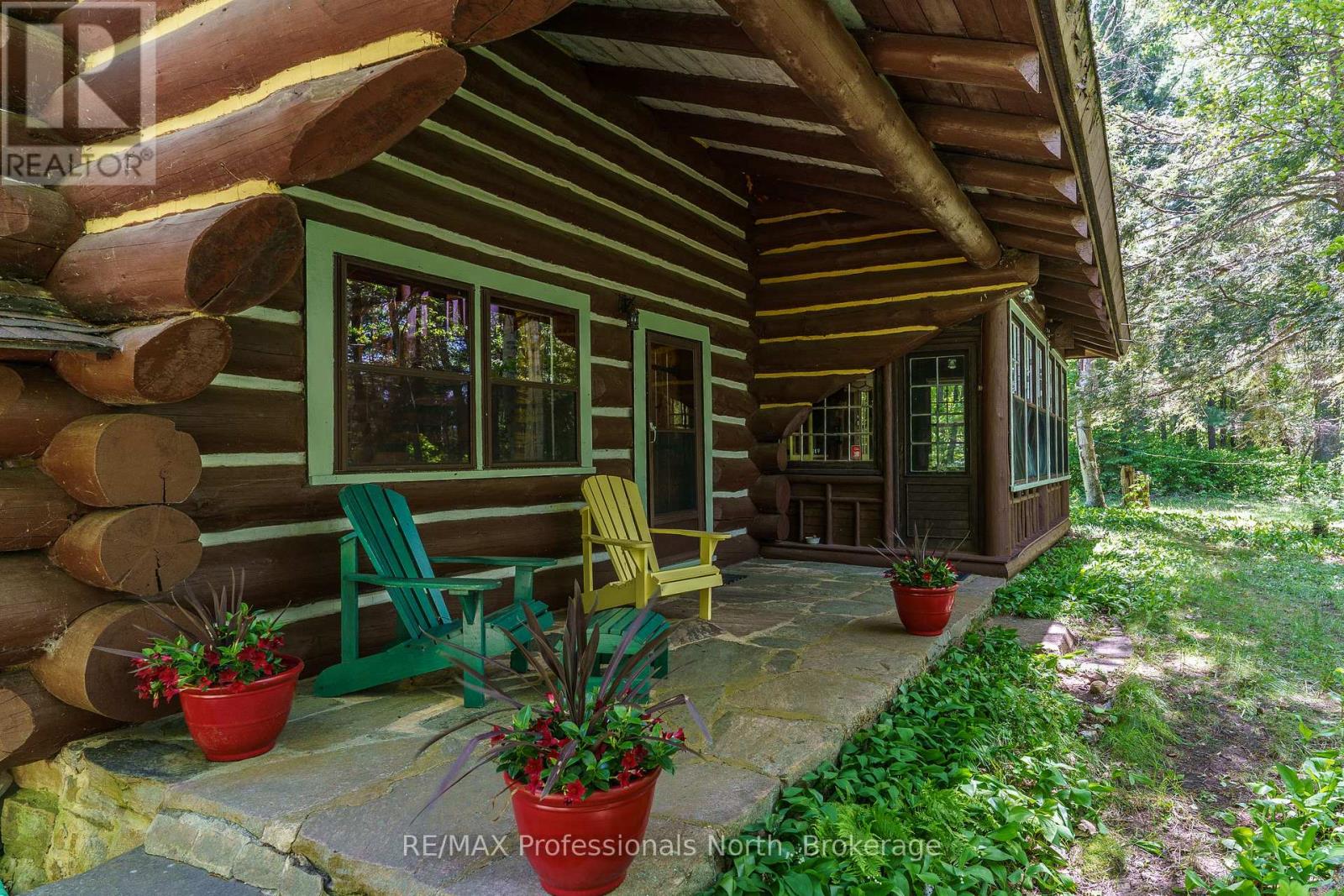 1174 Seabreeze Road Property Photo 3