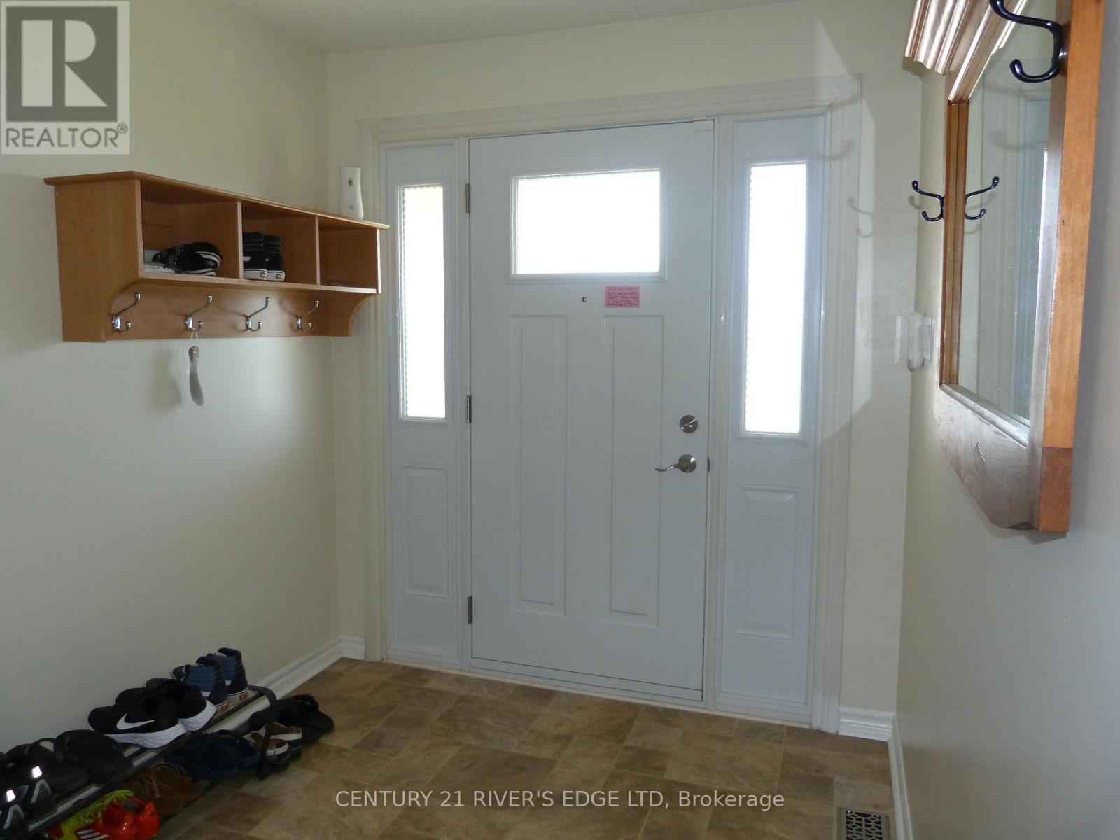 Chesterville Real Estate Listings Main Image
