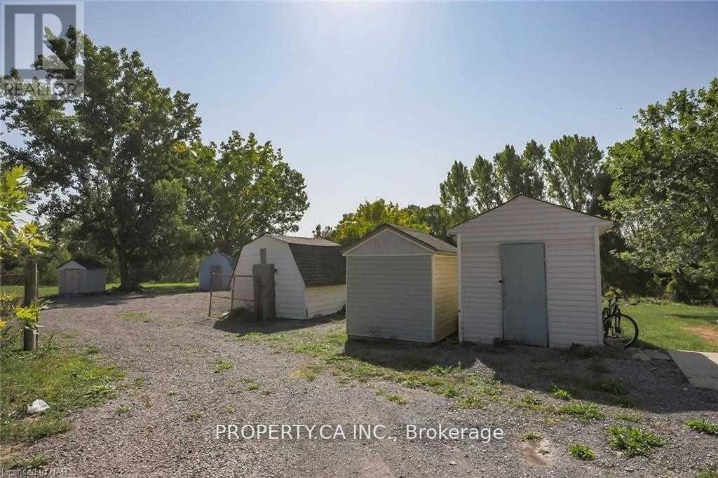 1800 5 Louth St Property Photo 7