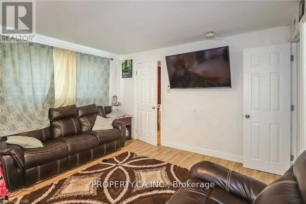 1800 5 Louth St Property Photo 10