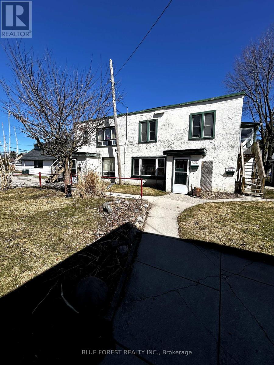 368 Calgary Street Property Photo 6