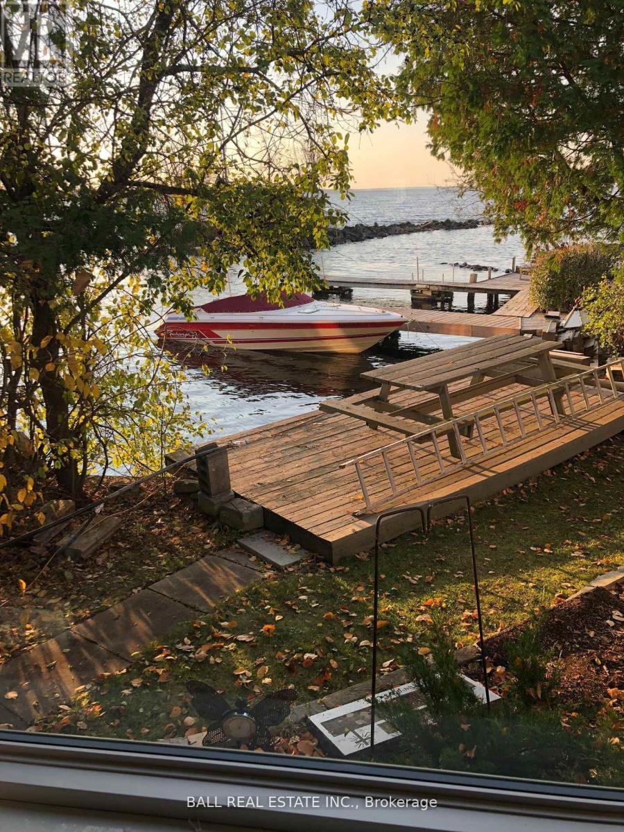 293 Riverside Drive Property Photo 10