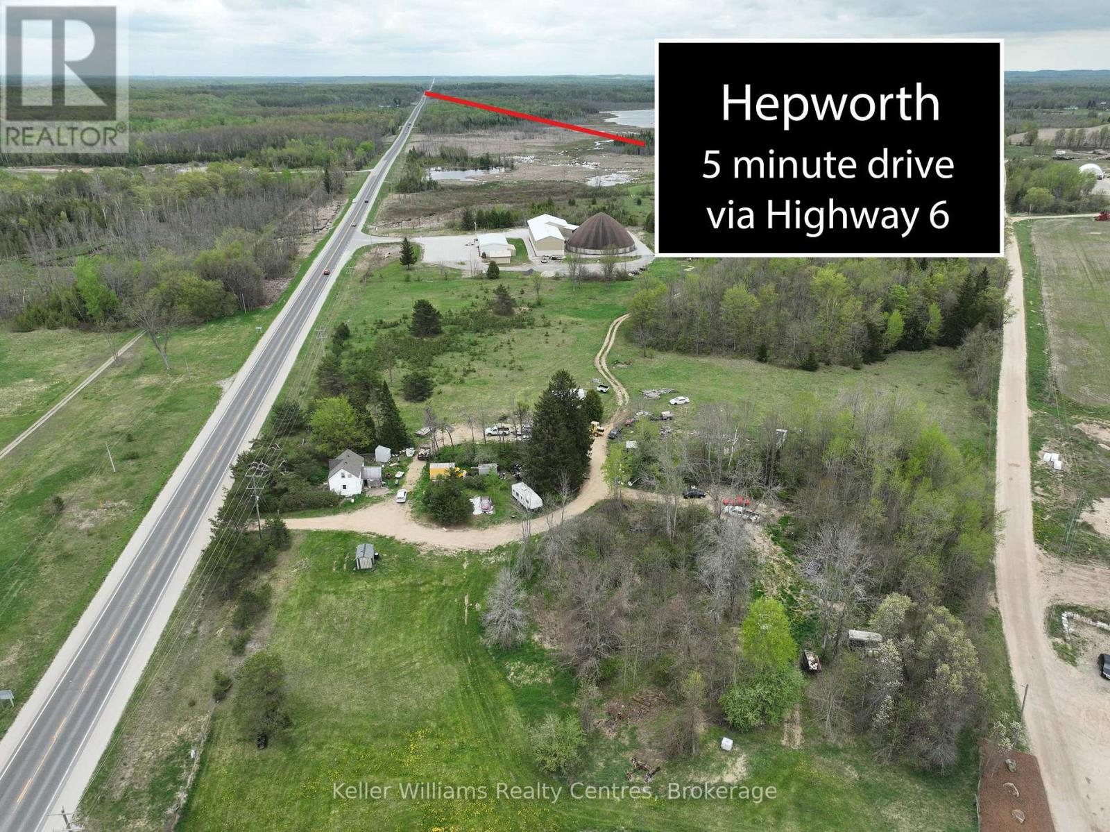19528 Highway 6 Property Photo 4
