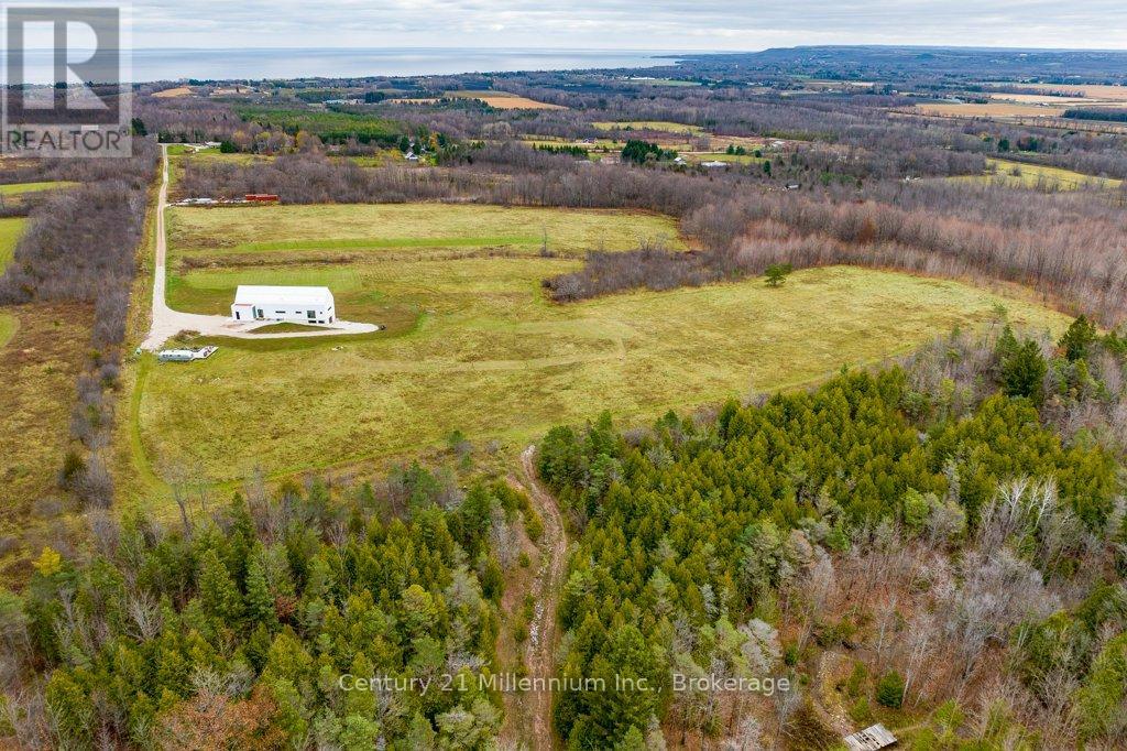 138406 Grey Road 112 Property Photo 1