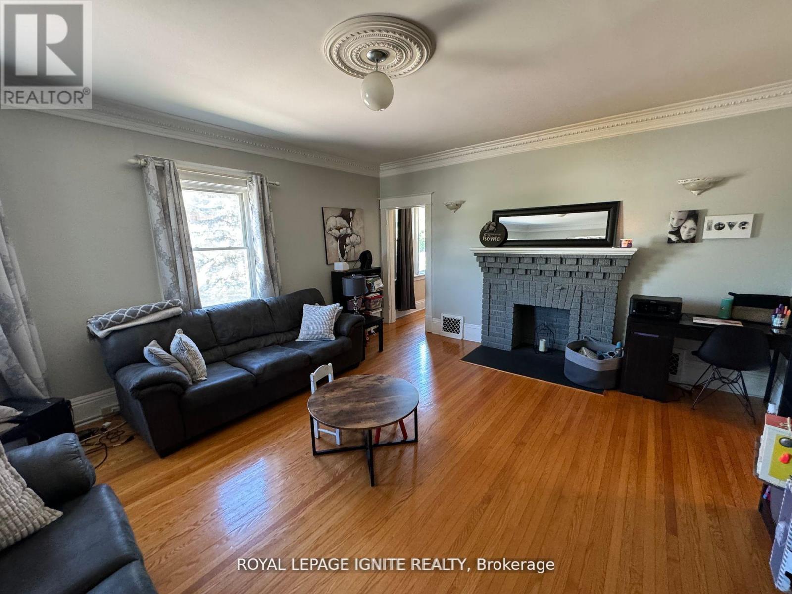 403 Mackay Street Property Photo 6