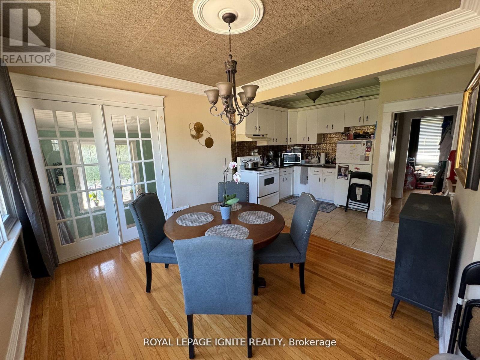403 Mackay Street Property Photo 7