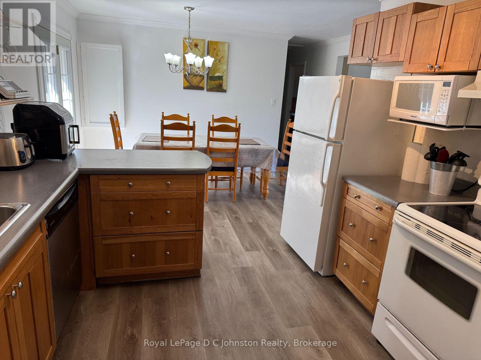 #1 & #2 - 341 Palmerston Street Property Photo 3