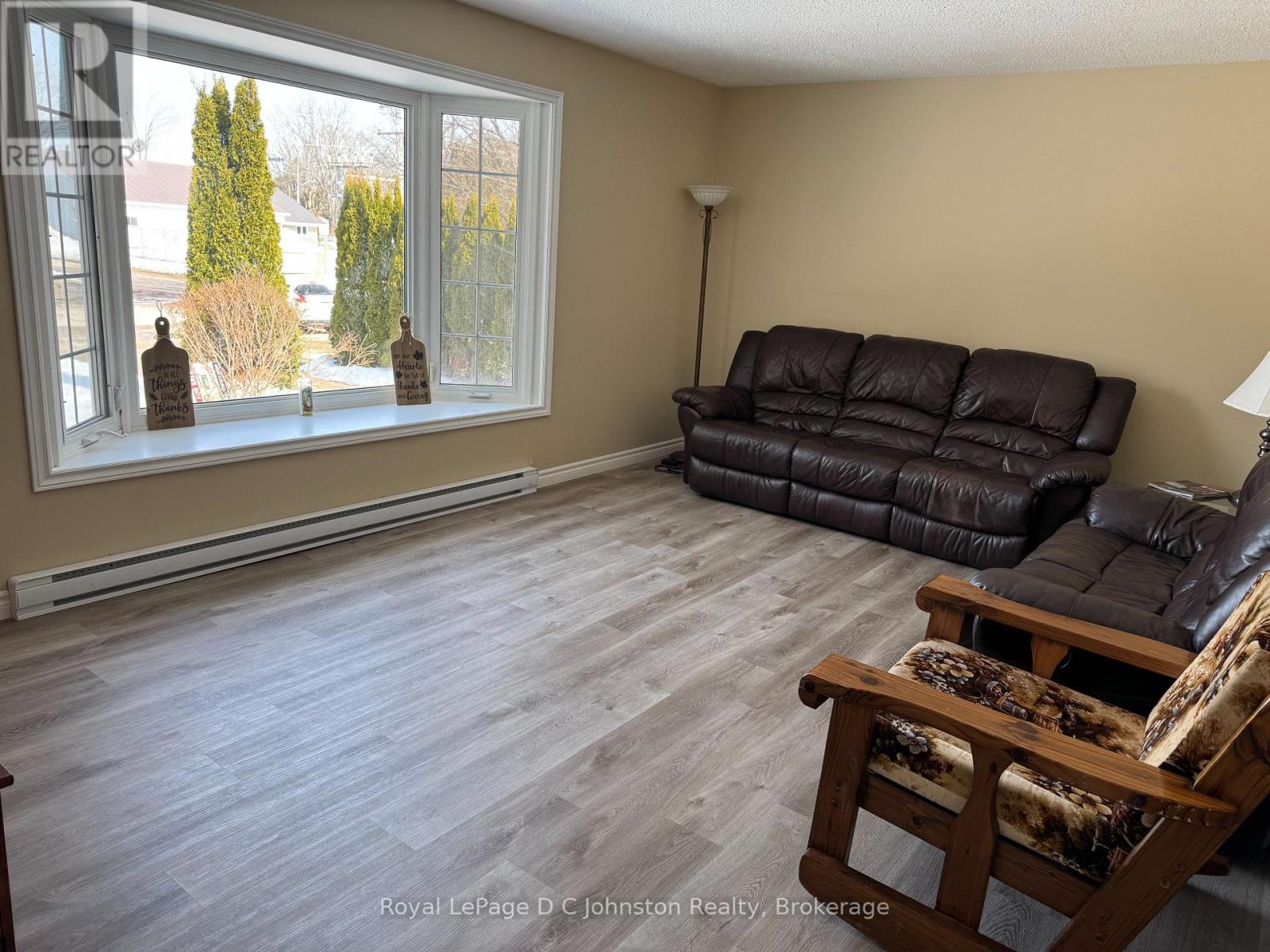 #1 & #2 - 341 Palmerston Street Property Photo 8