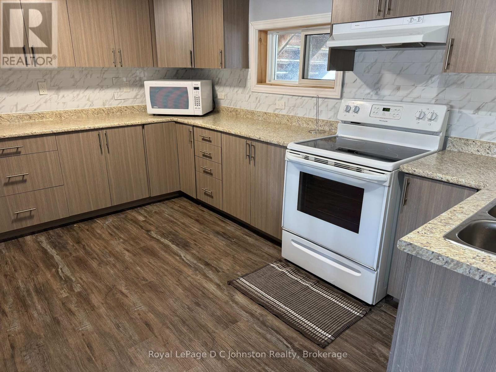 #1 & #2 - 341 Palmerston Street Property Photo 18