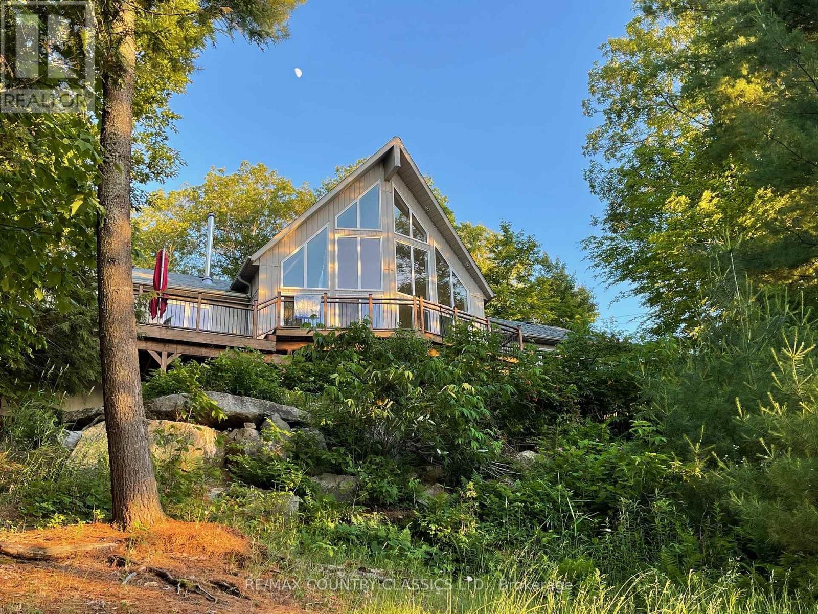 782 Standish Lane Property Photo