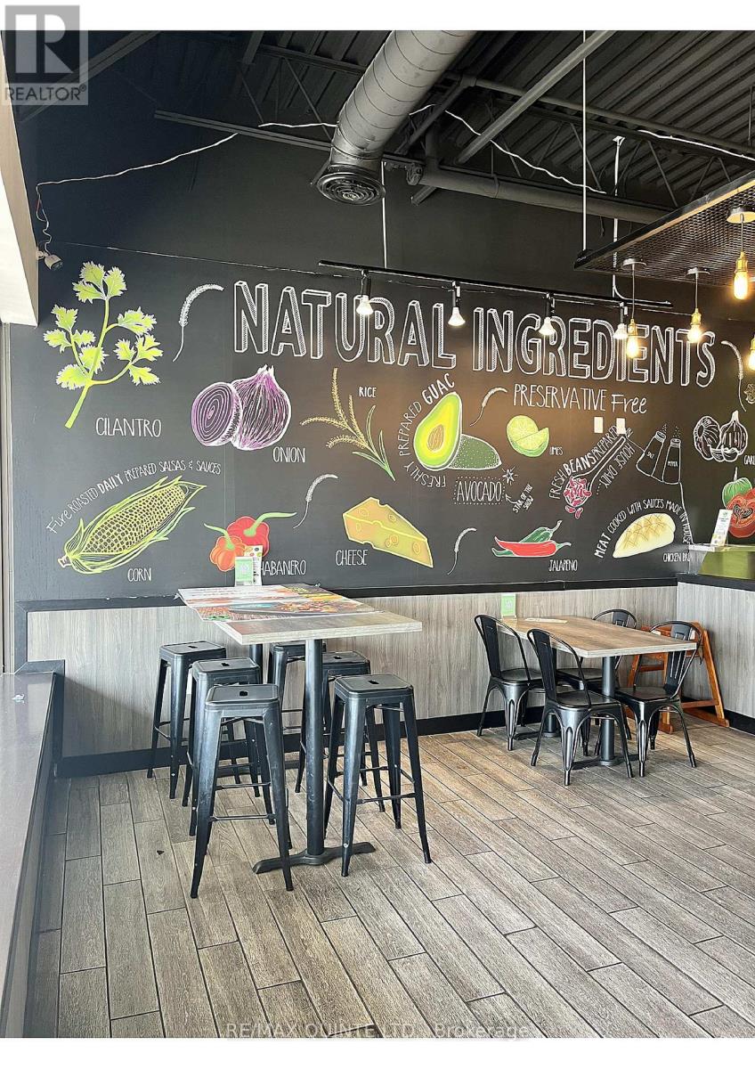 4b - 365 North Front Street Property Photo 8