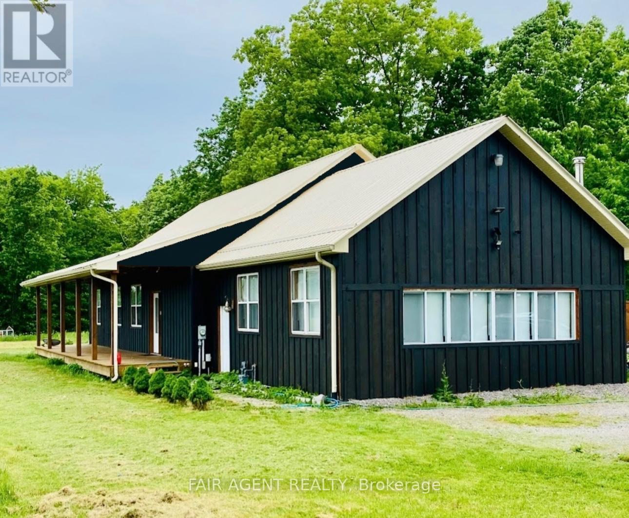 56091 Maple Grove Line Property Photo