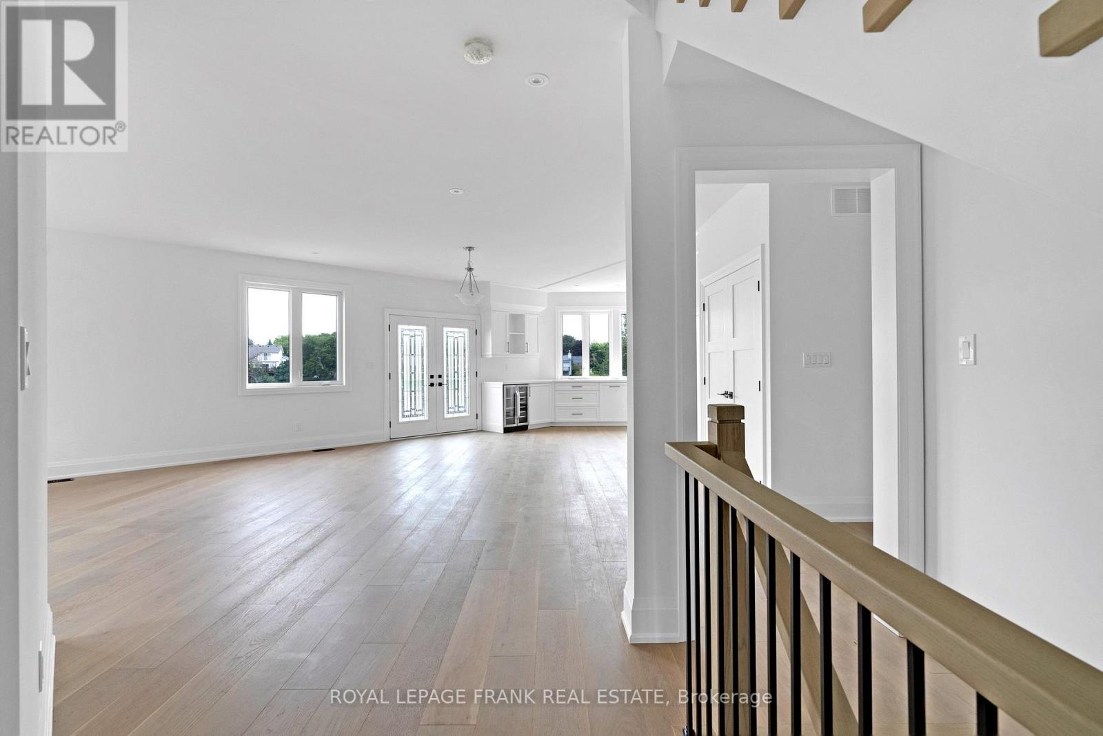 42 Pond Street Property Photo 5