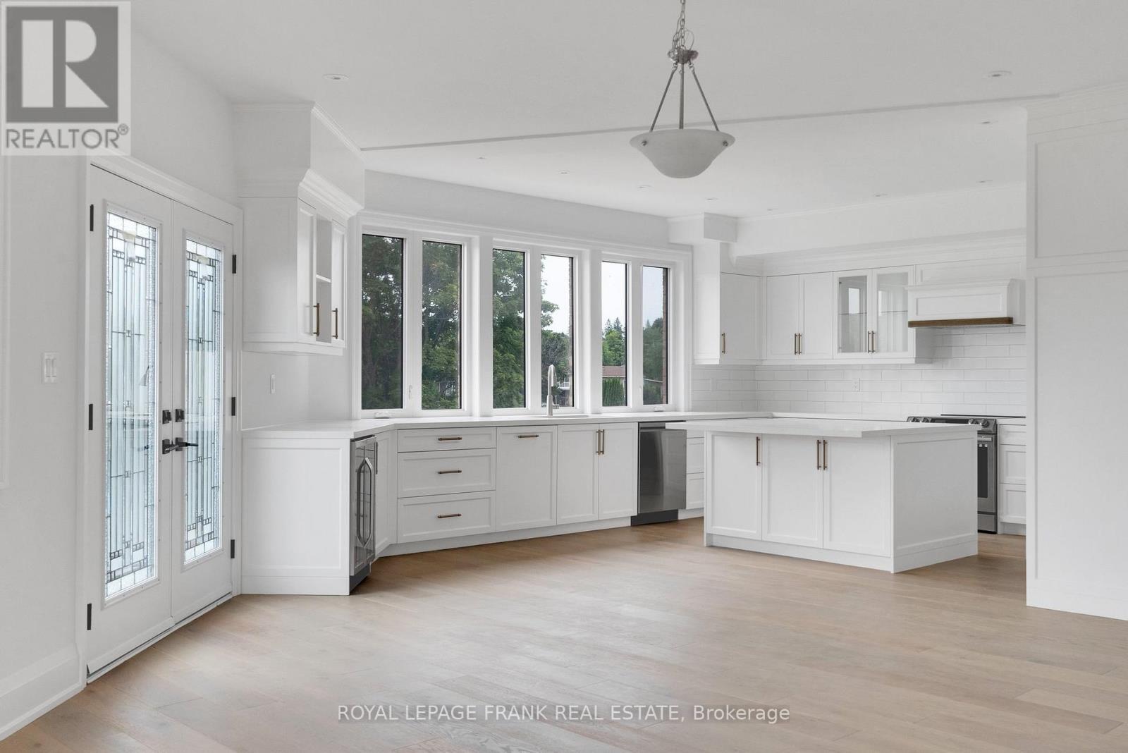 42 Pond Street Property Photo 7