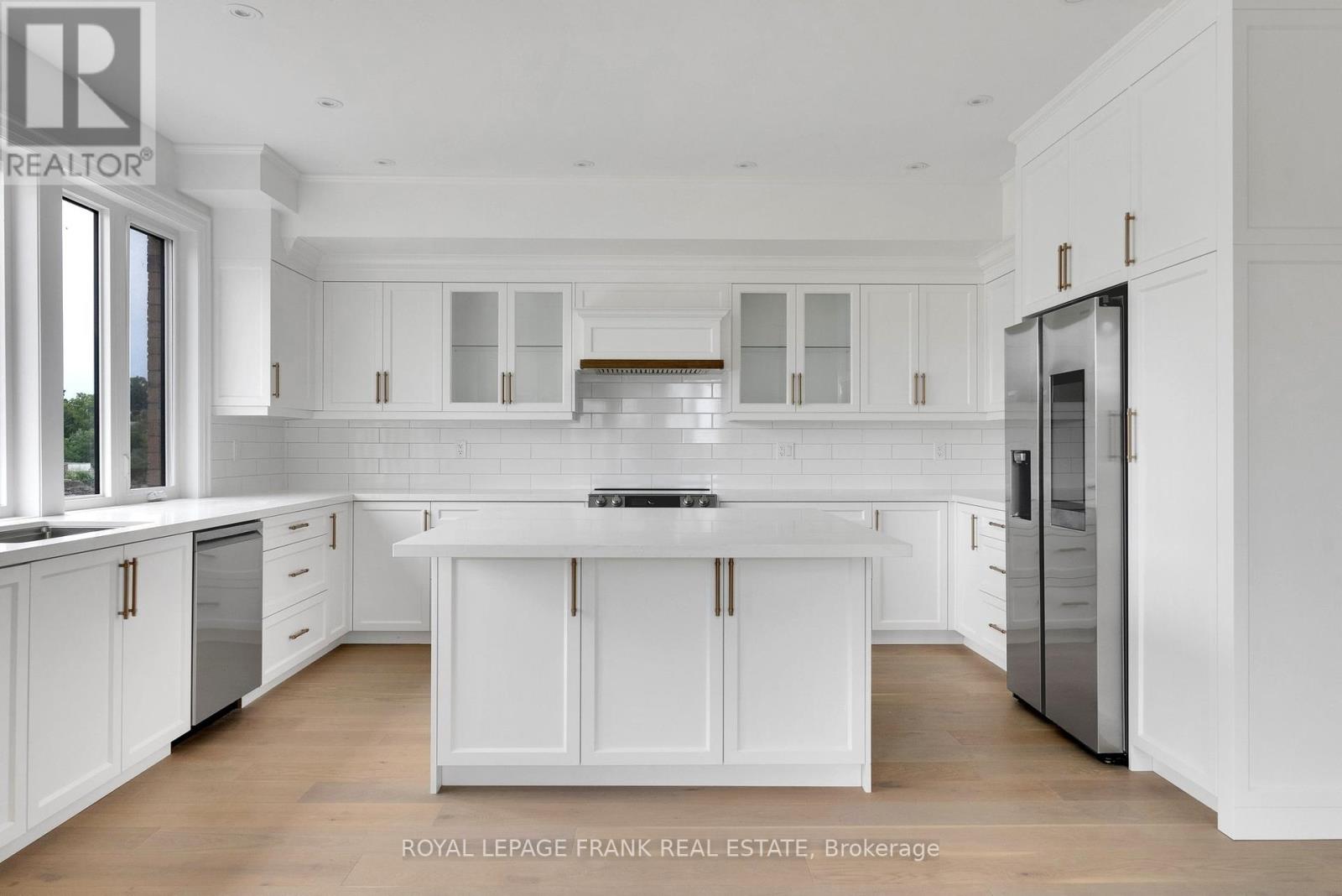 42 Pond Street Property Photo 10