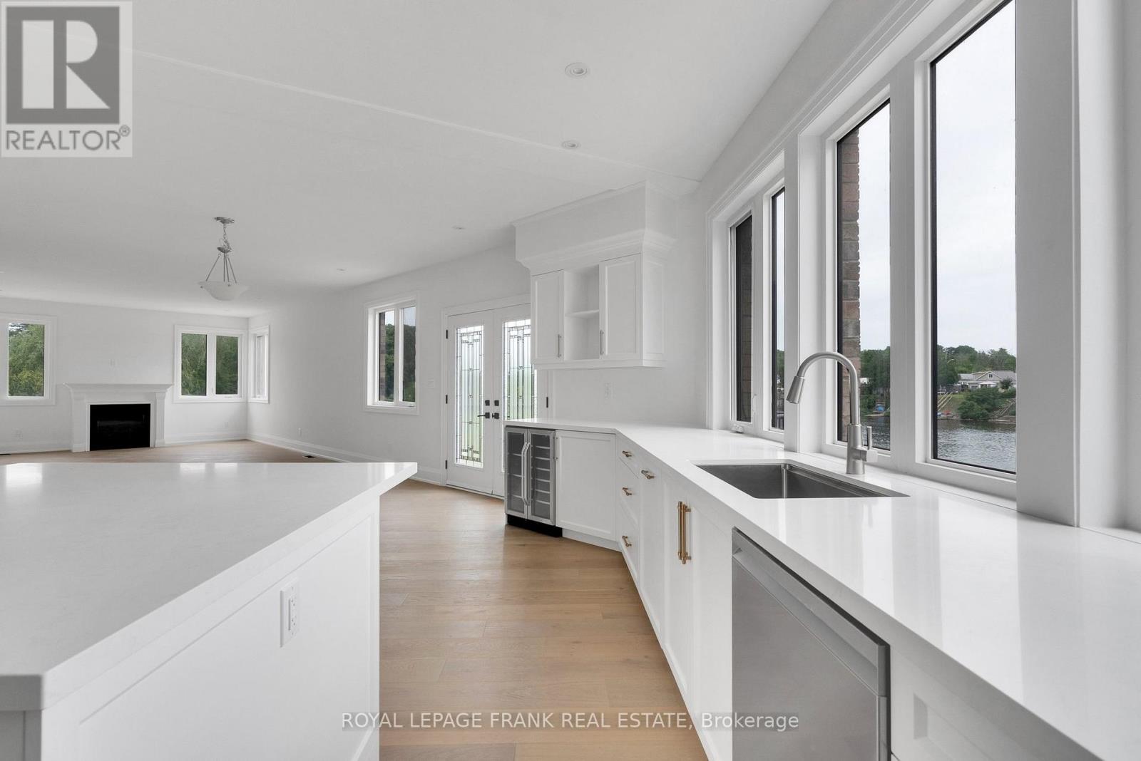 42 Pond Street Property Photo 15