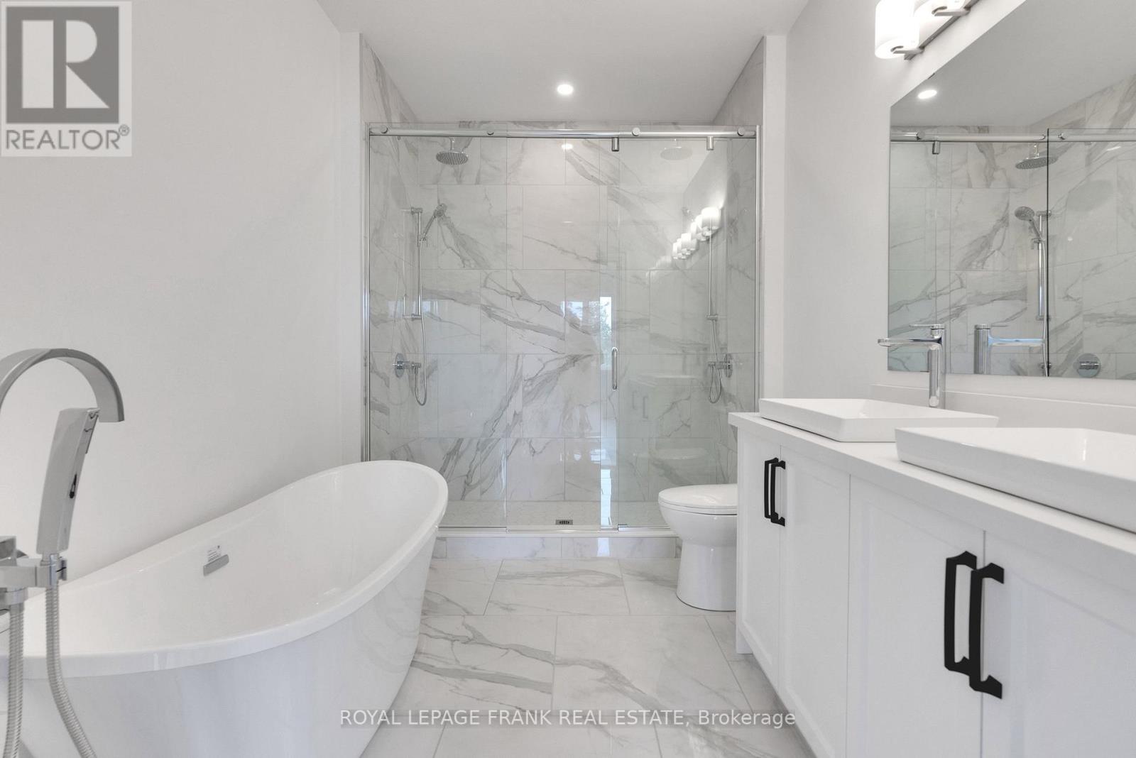 42 Pond Street Property Photo 24