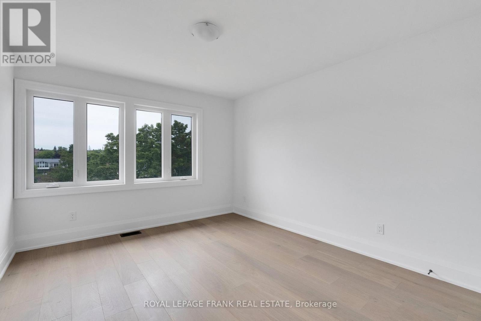 42 Pond Street Property Photo 25