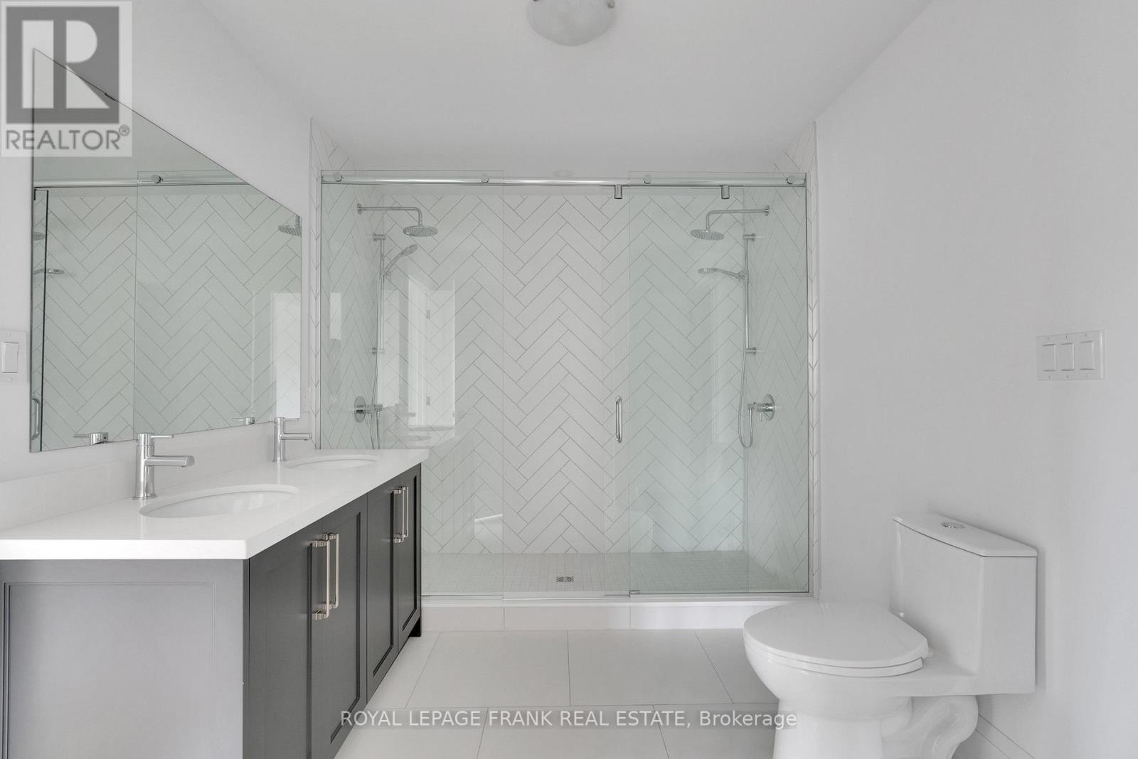 42 Pond Street Property Photo 26
