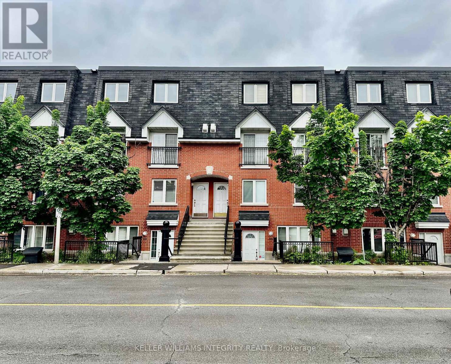 245 Cumberland Street Property Photo 1