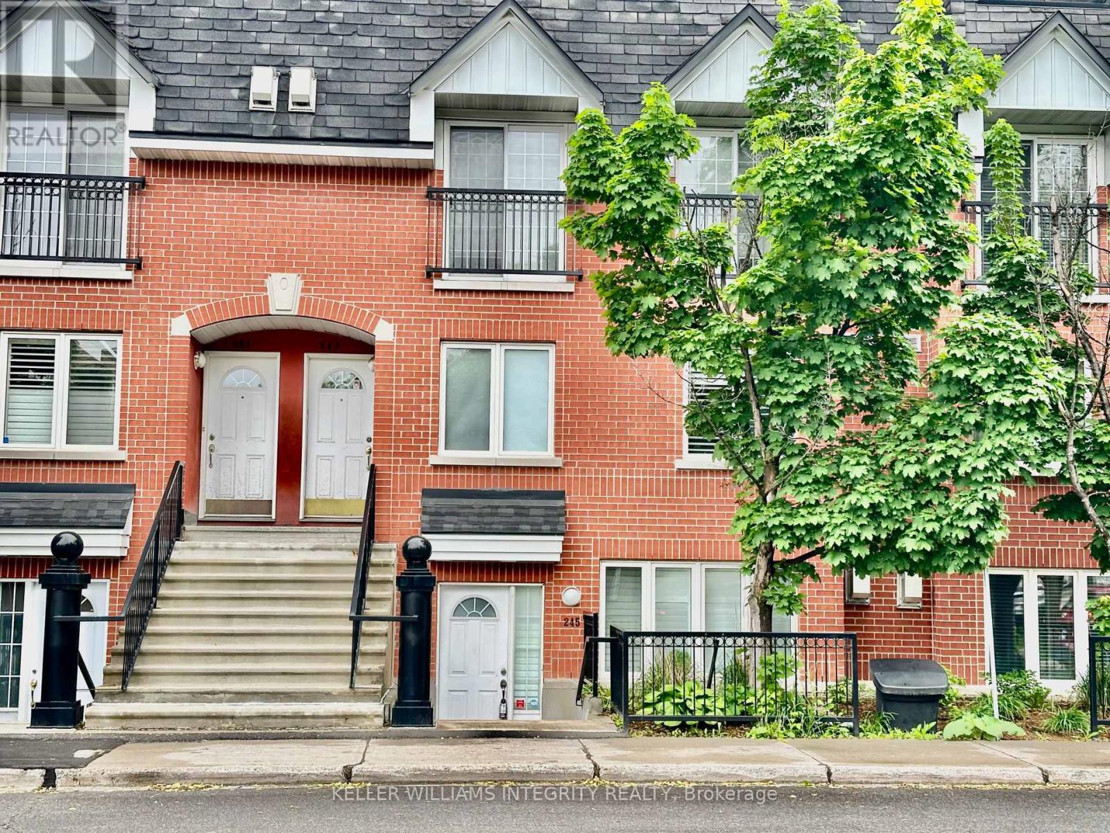 245 Cumberland Street Property Photo 2